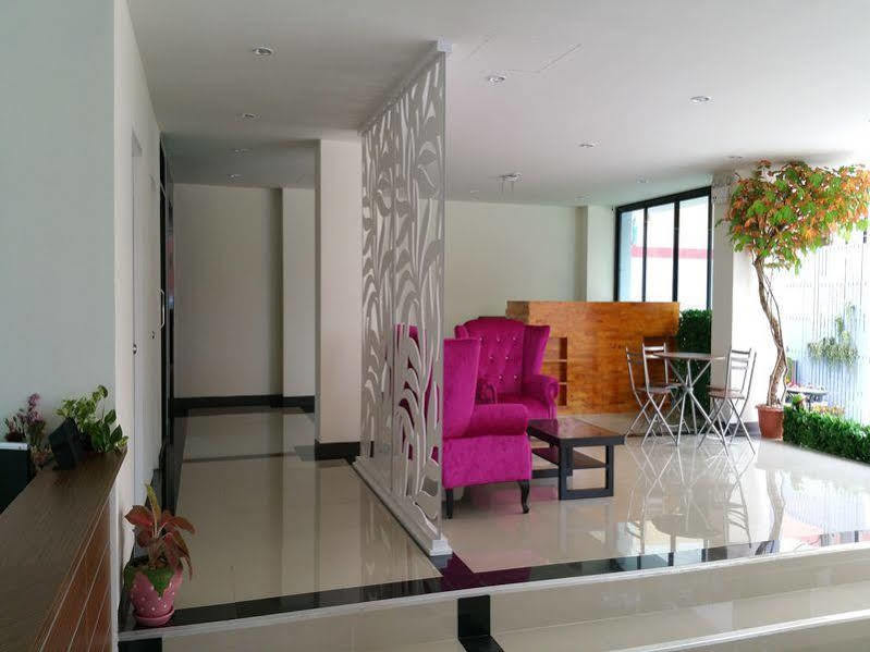 Bb Grand Residence Pattaya Exterior photo